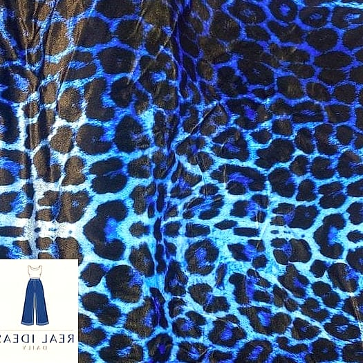 ANIMAL PRINT TOP & BAGGY JEANS