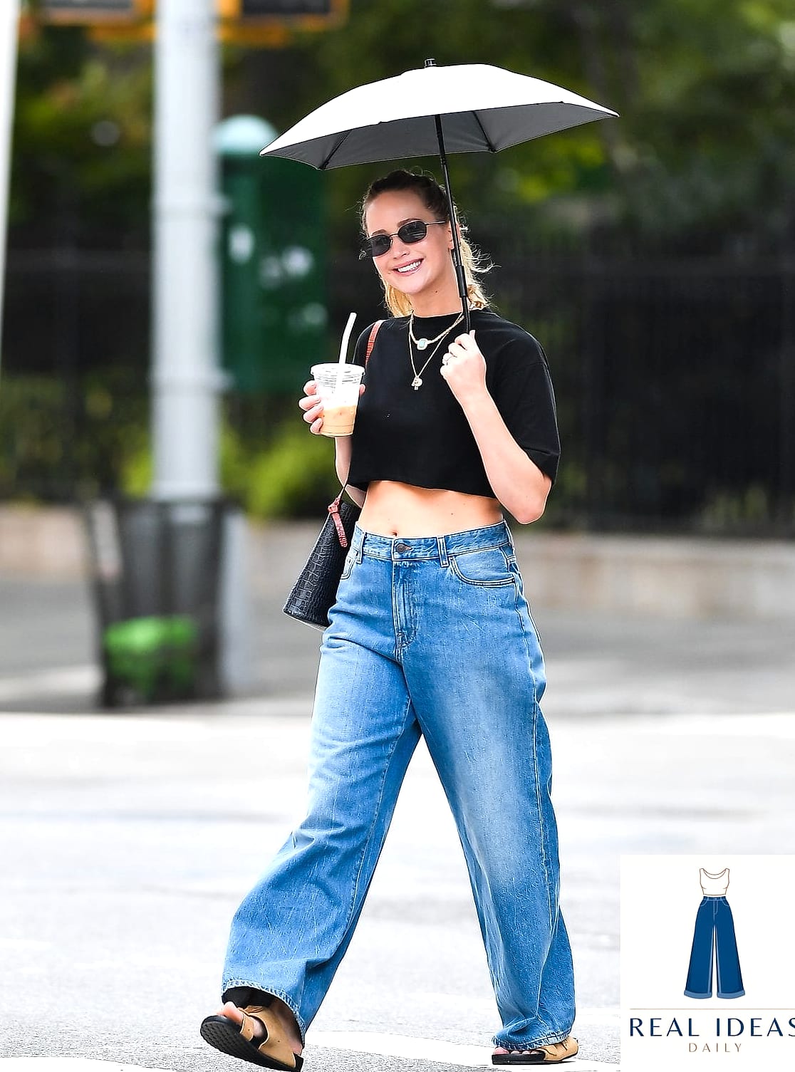 Baggy Jeans With a Crop Top and Trench Coat