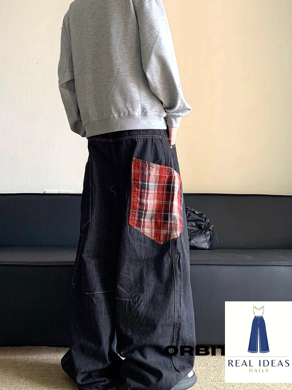 Baggy Jeans and Plaid Shirt for Fall