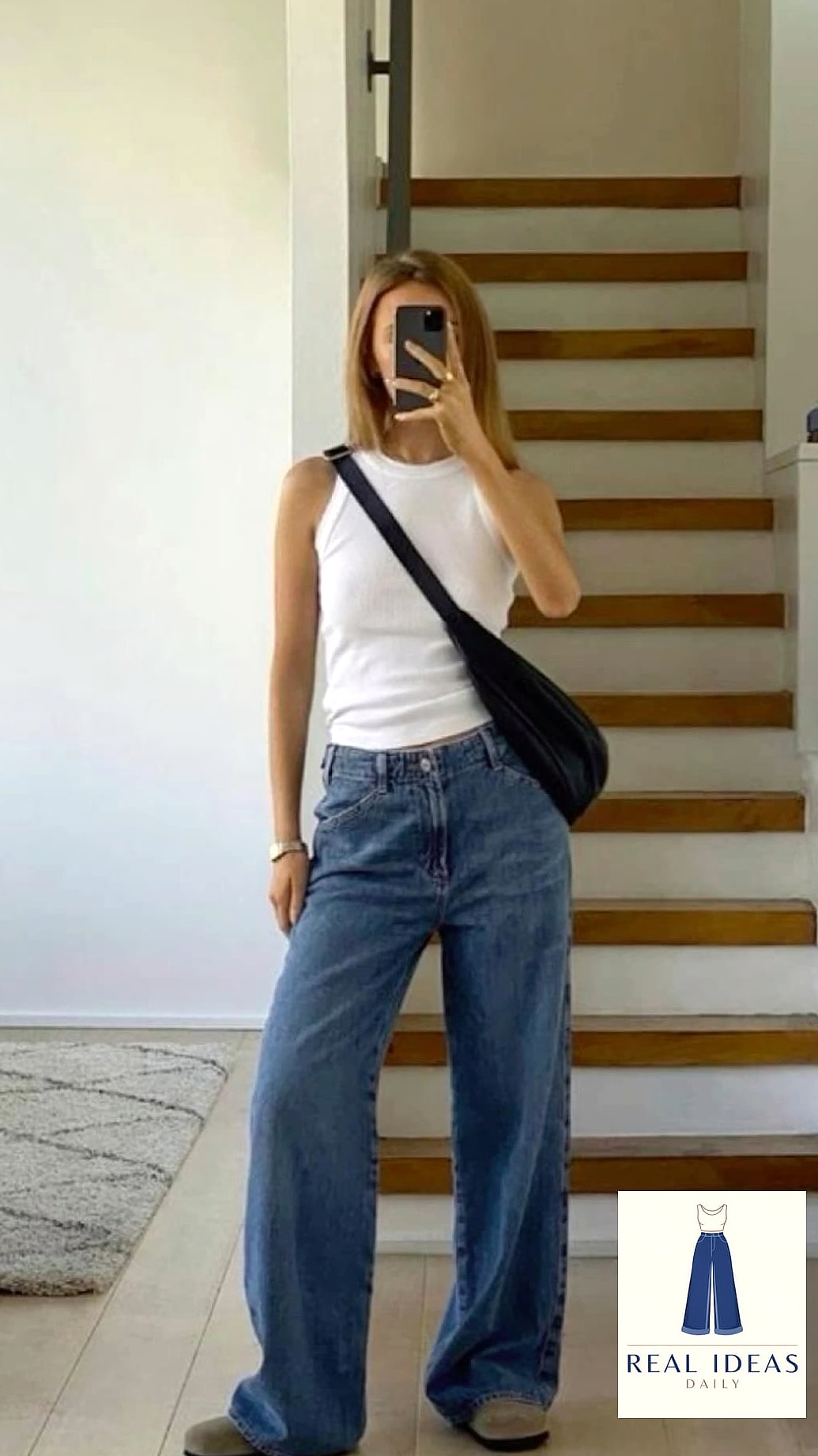 Baggy-Jeans Outfit: With Lug-Sole Platforms