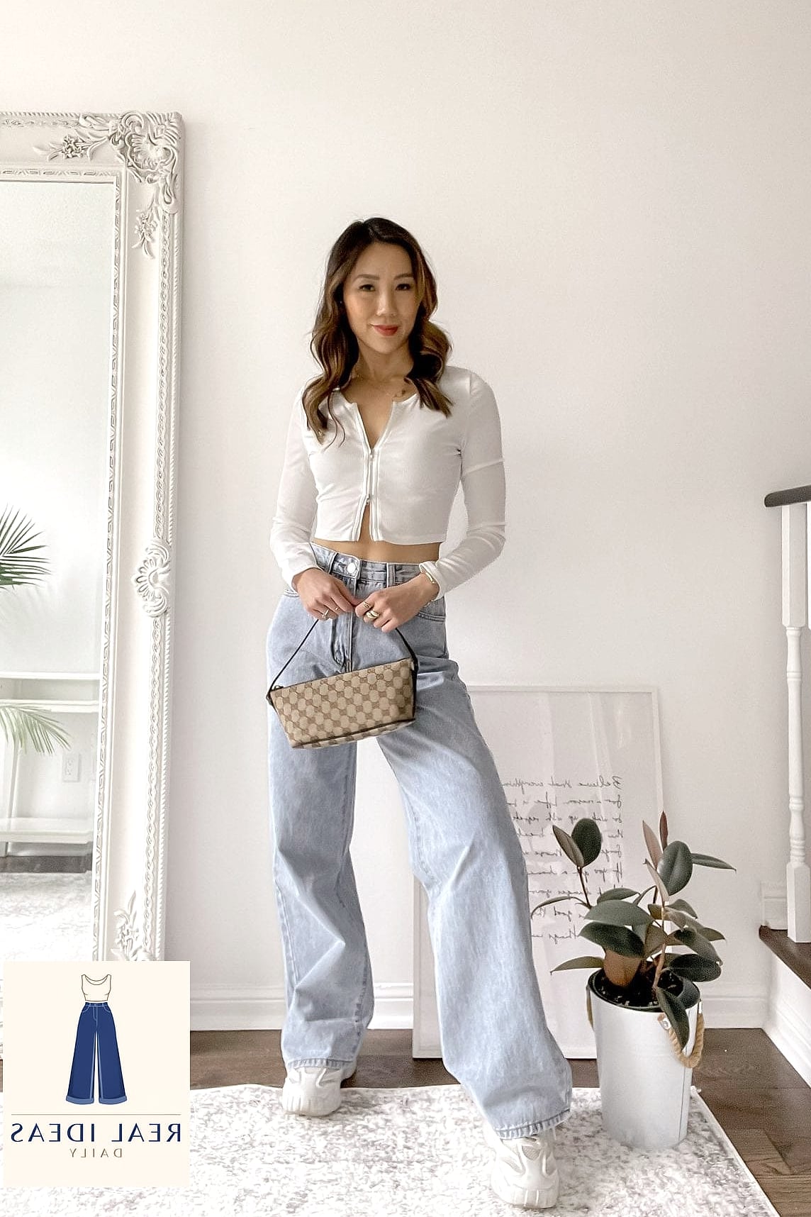 Baggy Jeans + Crop Top