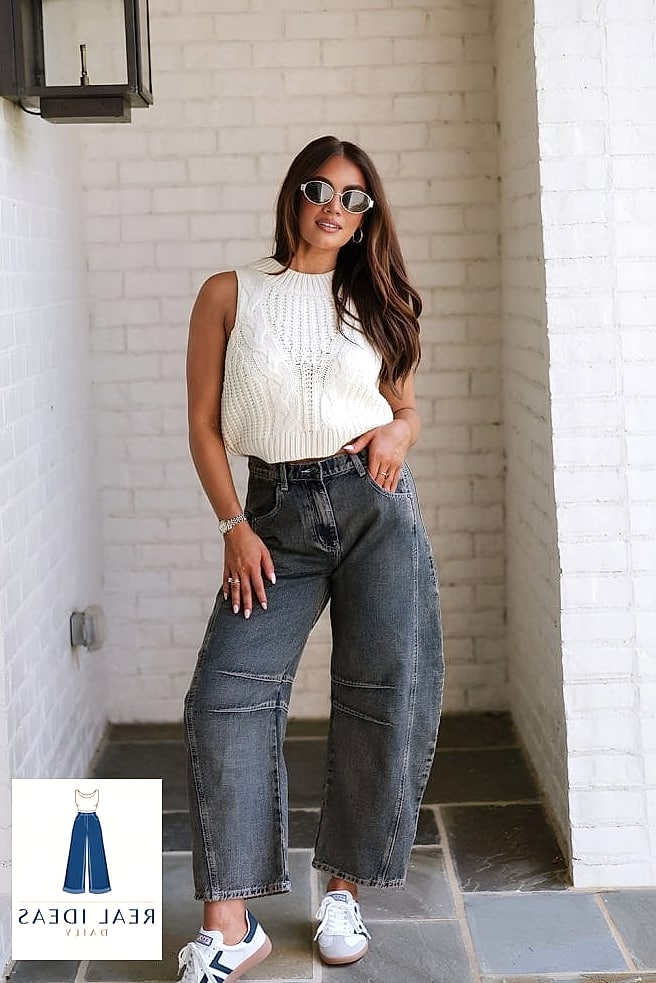 26 Outfits With Baggy Jeans That Are Absolutely Stunning 12 Baggy-Jeans Outfit: With a Cropped Hoodie