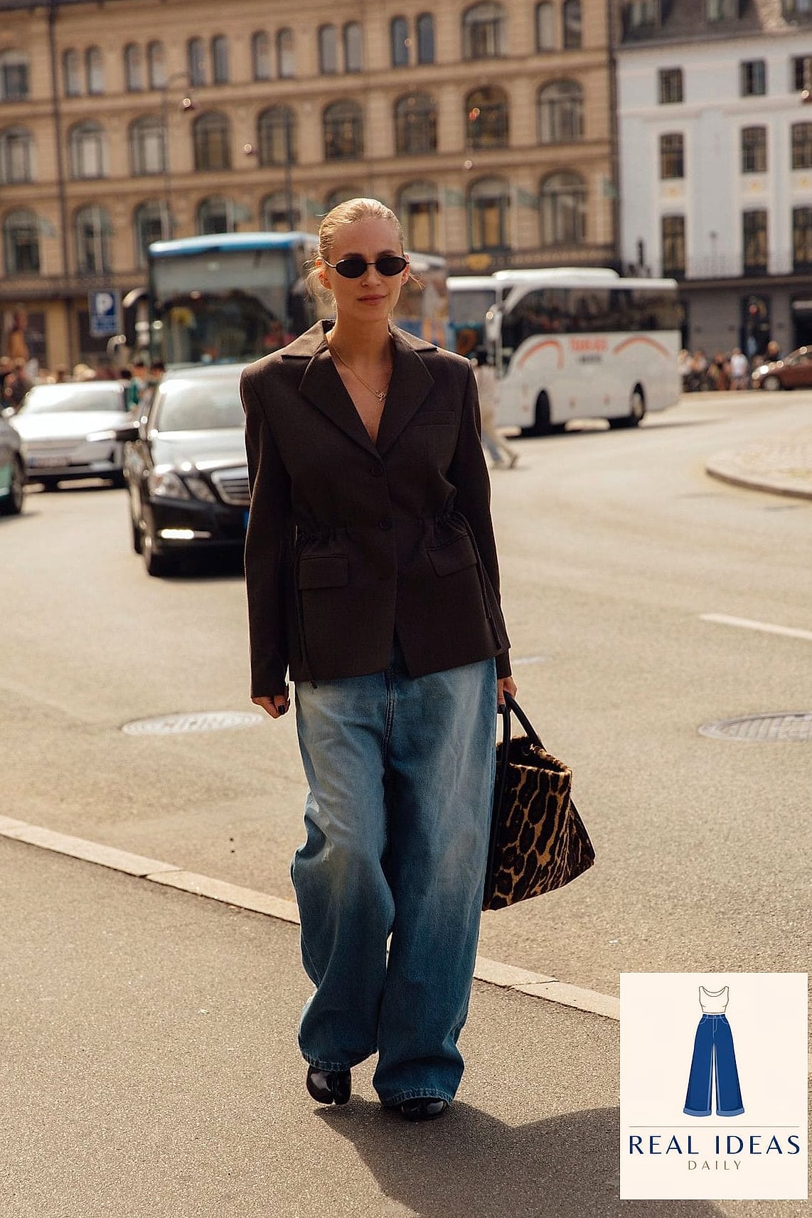 25 Baggy Jeans Png Every Woman Needs to See 3 Baggy Jeans With an Oversized Blazer
