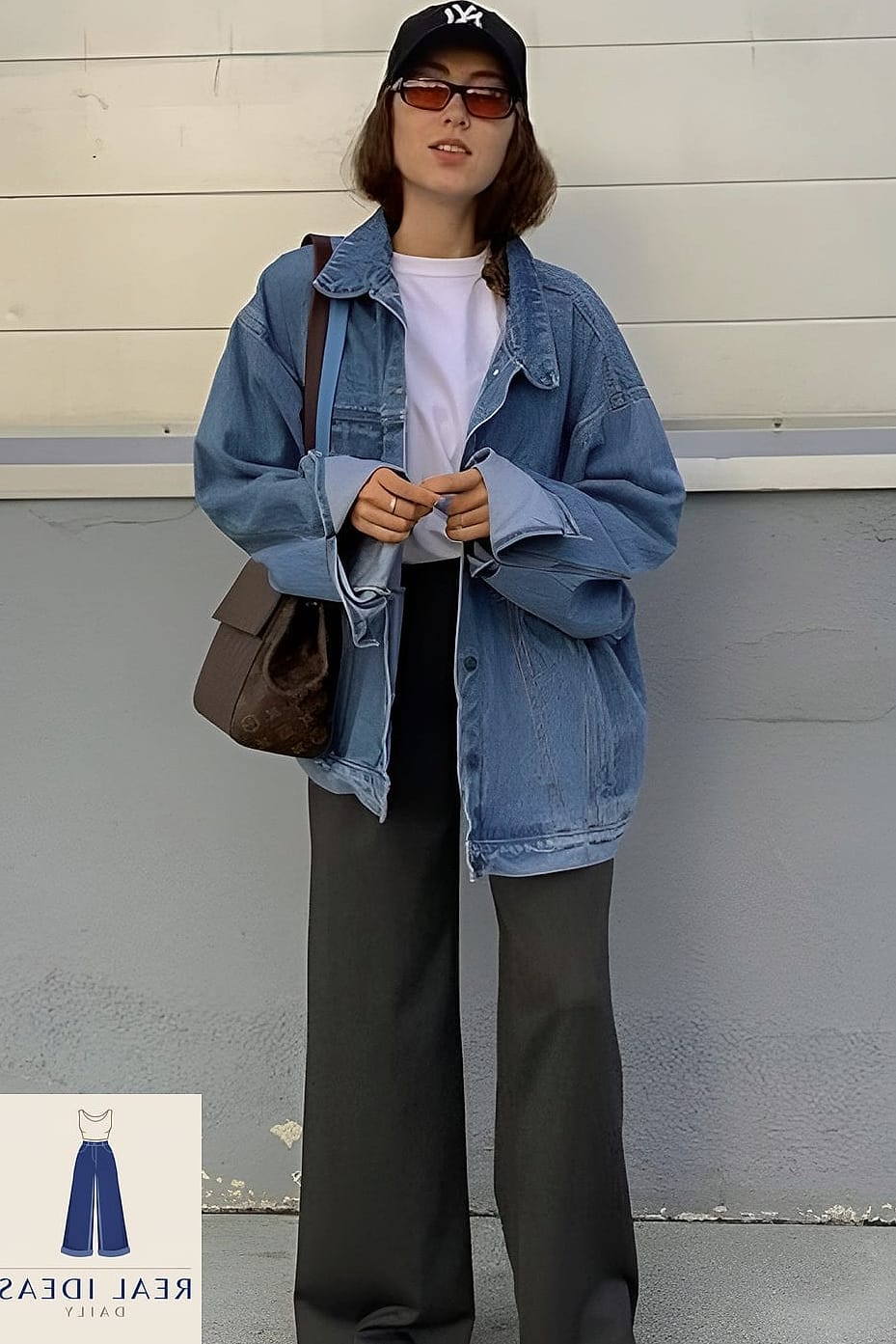 28 Casual Baggy Jeans Outfit Worth Pinning Immediately 28 Baggy Jeans with a Turtleneck and Trench Coat