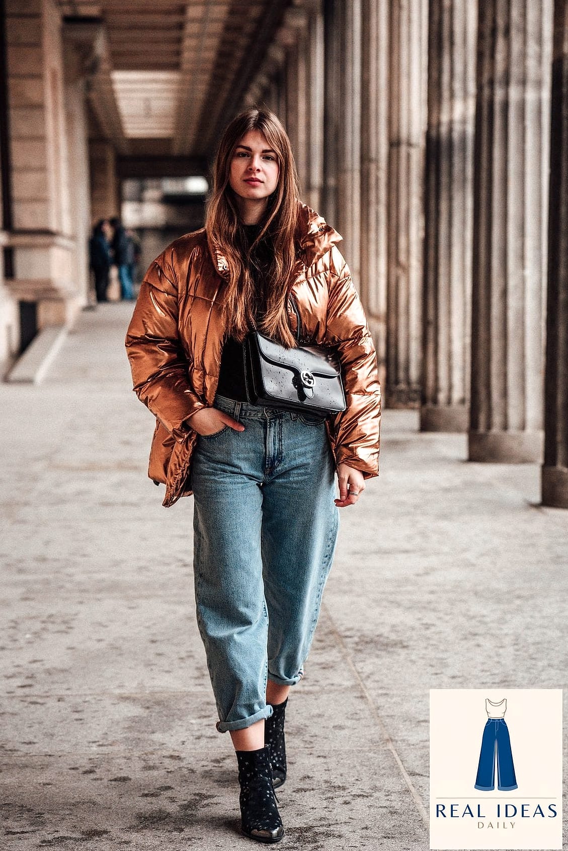 Baggy Jeans With a Puffer Vest