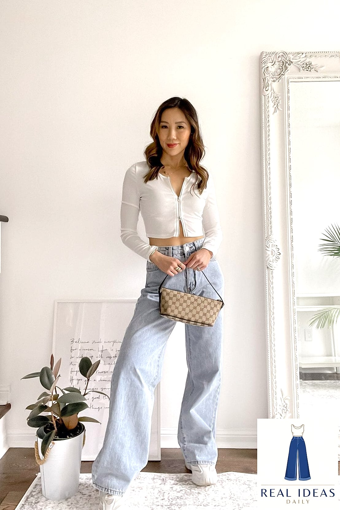 21 Super Baggy Jeans Outfit That Are Absolutely Stunning 16 Baggy-Jeans Outfit: With a Cropped Blazer and Bralette