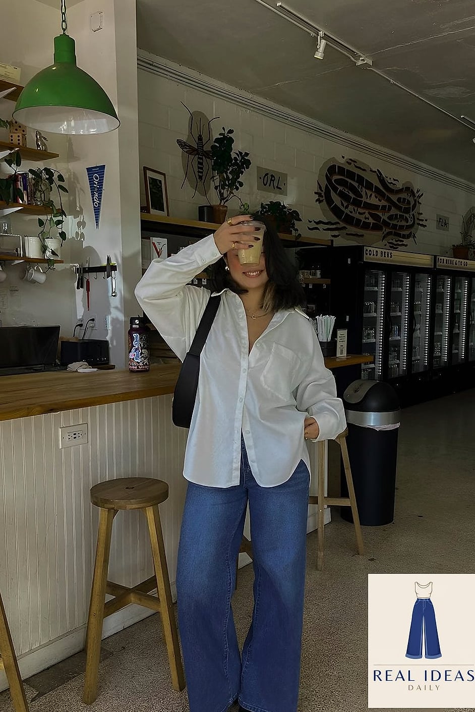 26 Cute Baggy Jeans Outfit Every Style Lover Needs to See 7 Baggy-Jeans Outfit: With Lug-Sole Platforms