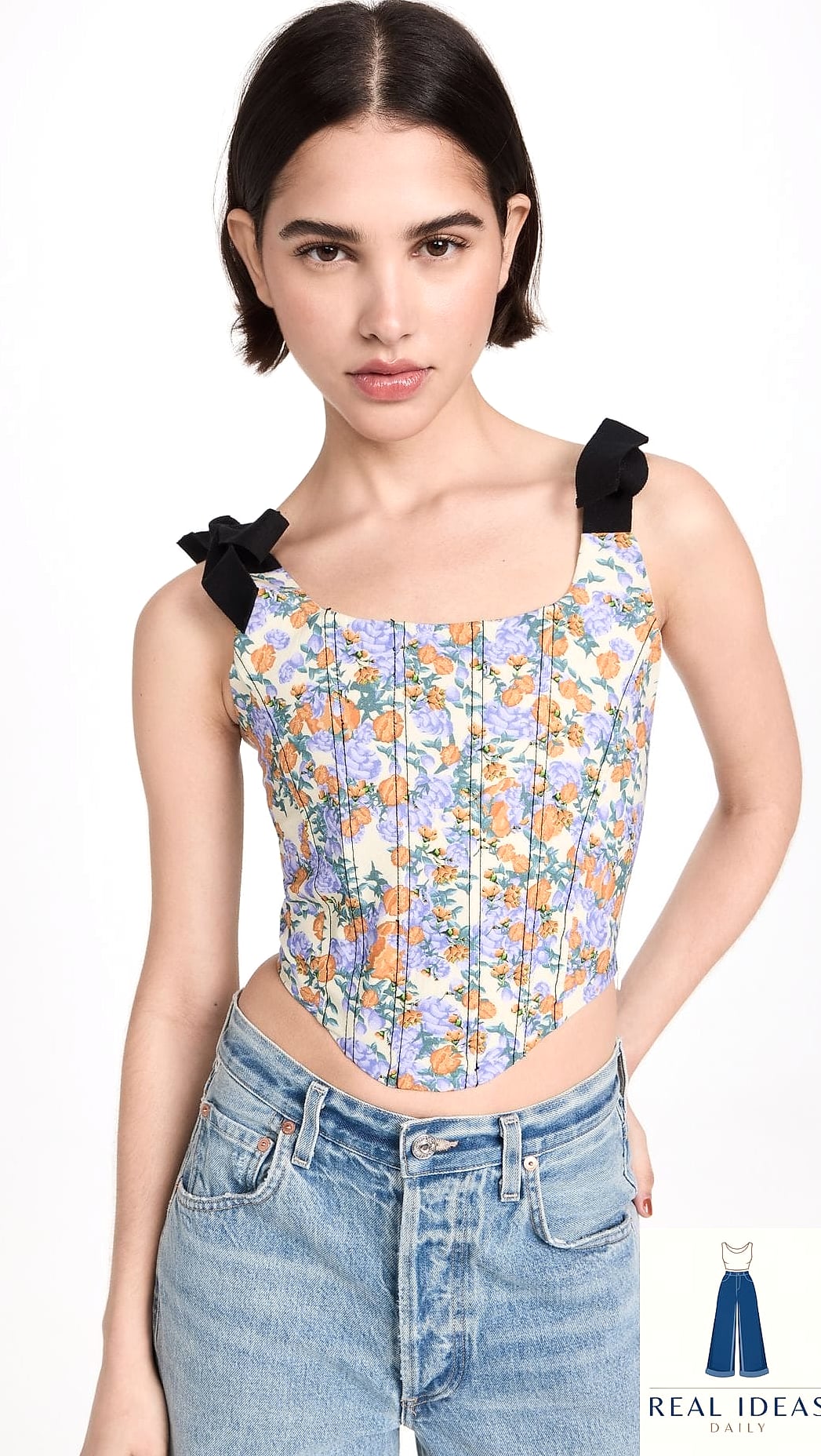 26 Cute Baggy Jeans Outfit Every Style Lover Needs to See 23 Baggy Jeans with a Corset Top