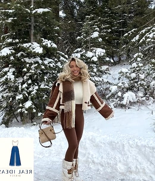 28 Moon Boots Outfit You'll Want to Screenshot Immediately 25 Belted Coat and Nothing Else Fancy