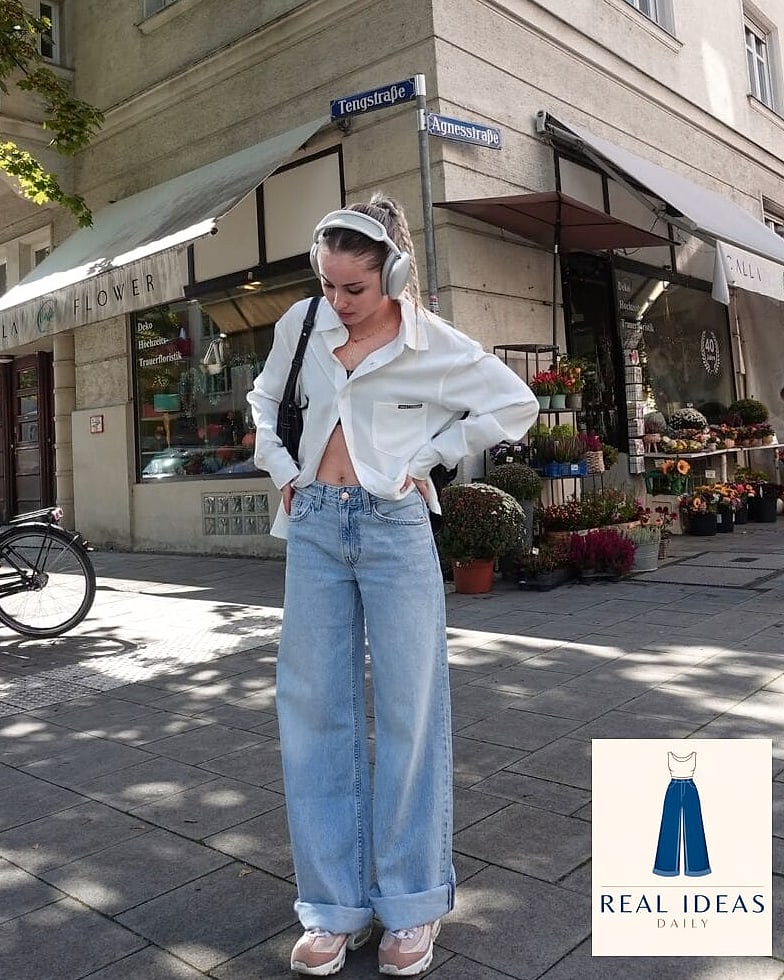 27 Light Blue Baggy Jeans Outfit That Every Stylist Needs to See 9 Bodysuit and Statement Belt