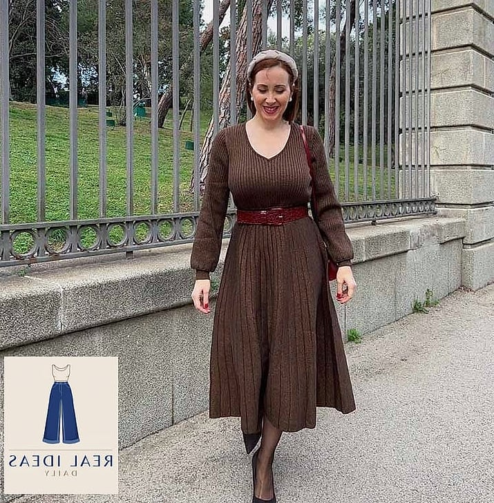 24 Brown Dress Outfit That Every Stylist Needs to See 9 Burgundy Accessories With a Camel Dress