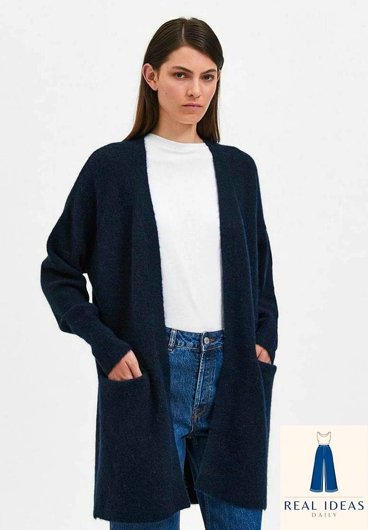 CARDIGAN & BAGGY JEANS