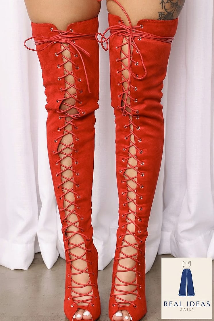 21 Red Boots Outfit Every Woman Needs to See 10 Corset Top and Red Boots