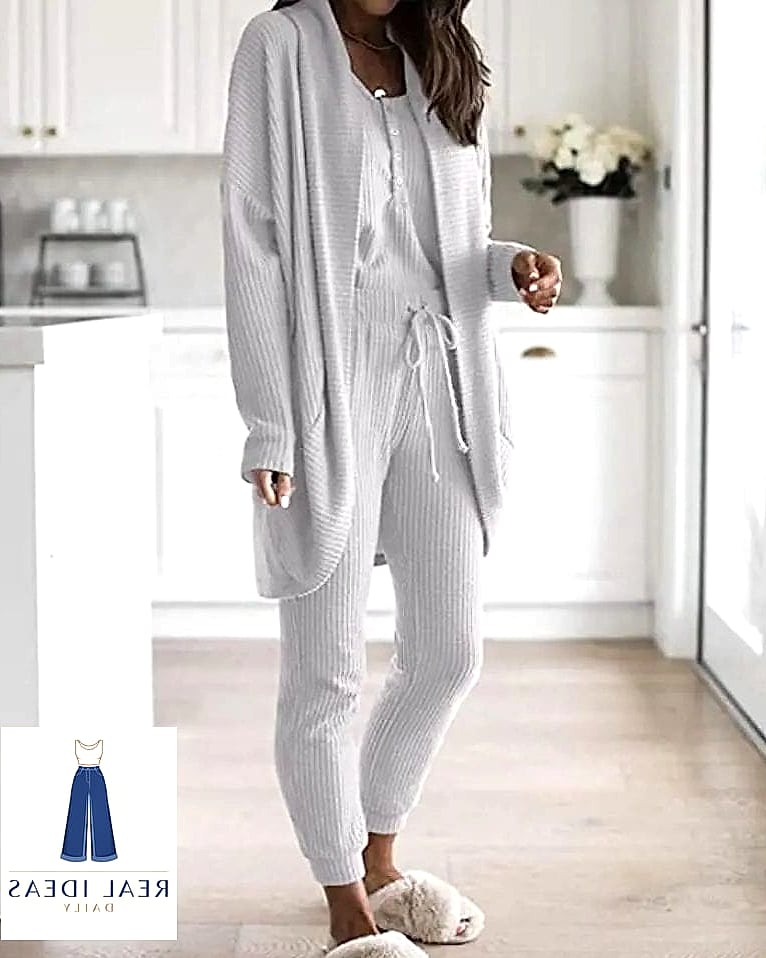 30 Grey Sweatpants Outfit You'll Want to Screenshot Immediately 30 Cozy robe-style cardigan for lounging in style