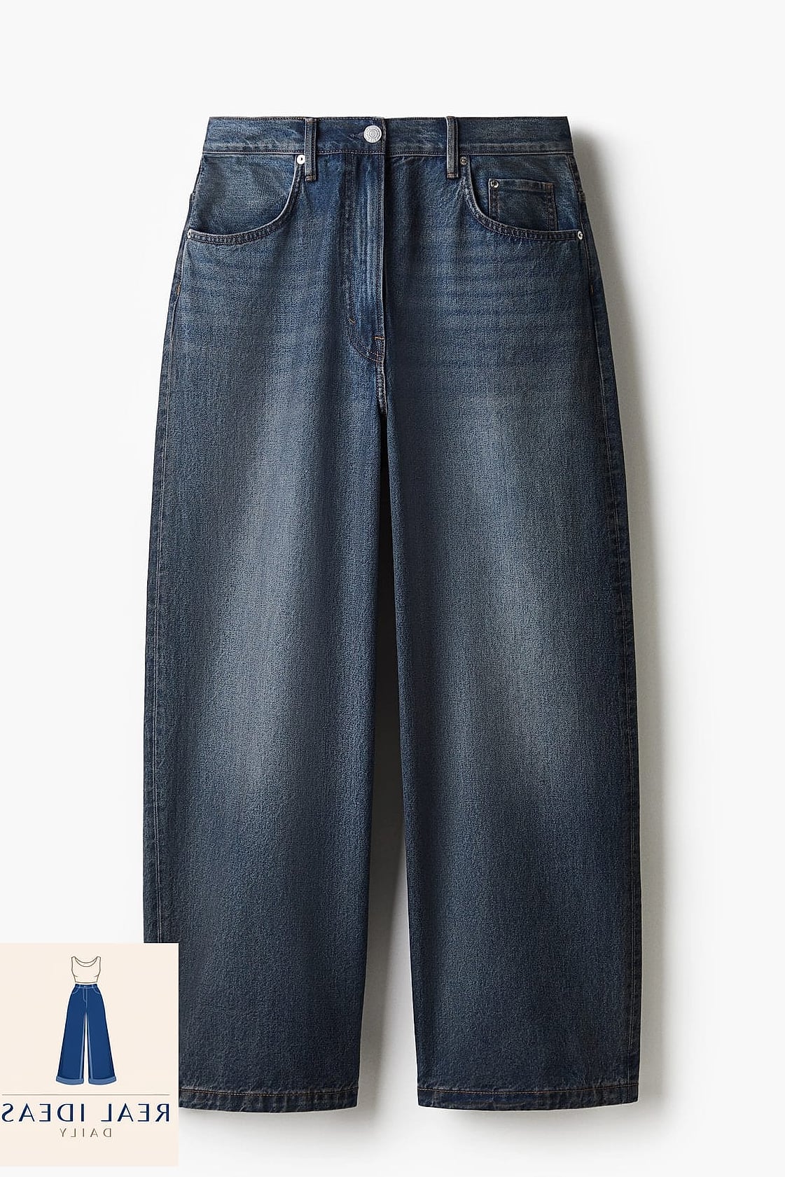 DENIM-ON-DENIM WITH BAGGY JEANS
