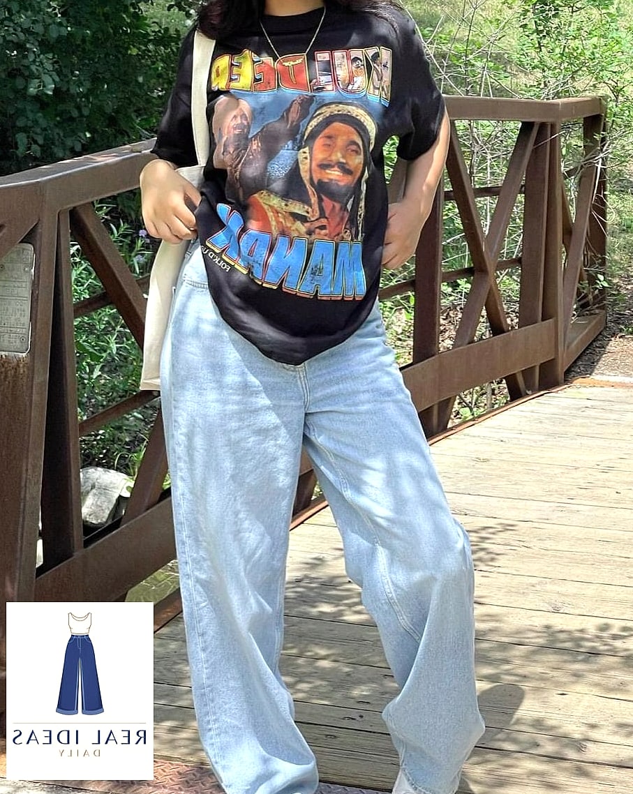 GRAPHIC TEE & BAGGY JEANS
