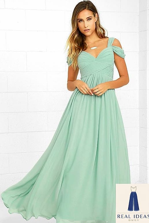 27 Green Dress Outfit That Are Absolutely Stunning 20 Mint Green Dress for Spring Occasions