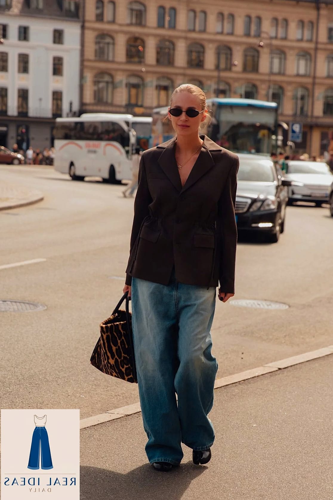 27 Outfit Inspo Baggy Jeans You Need to Try Next 6 Oversized Blazer Over Baggy Jeans