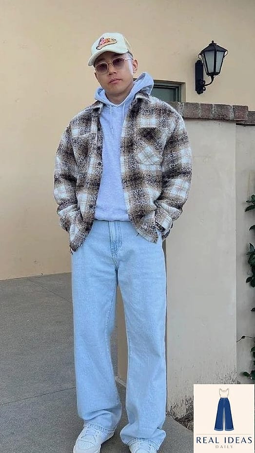 26 Cute Baggy Jeans Outfit Every Style Lover Needs to See 24 The Plaid Flannel Layer