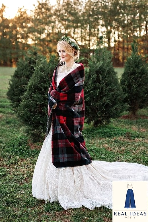 29 Winter Dress Outfit That Are Dreamy and So Inspiring 25 Plaid Wrap Dress for Office Wear