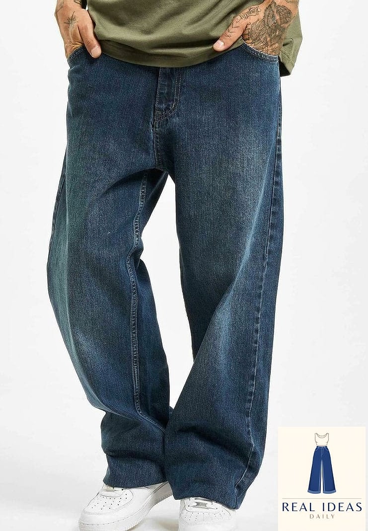 RUCHED TOP & BAGGY JEANS