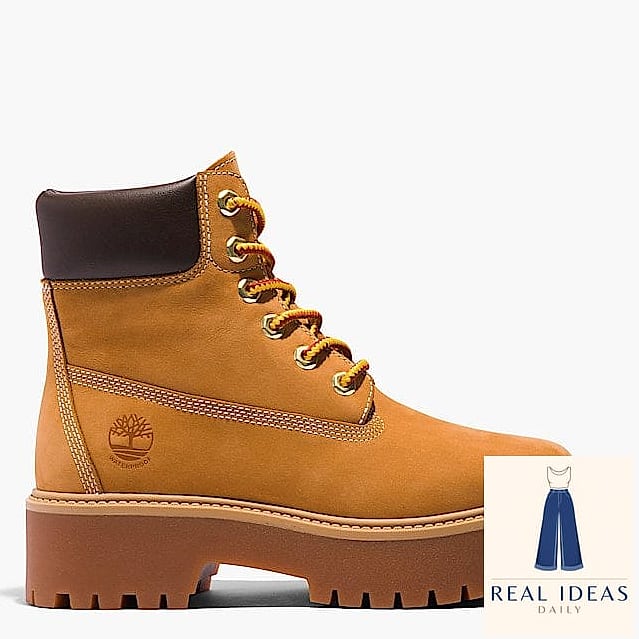 30 Timberland Boots Outfit Women That Are Breathtakingly Beautiful 19 Running Shorts and Oversized Tee
