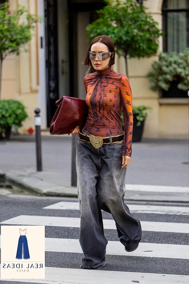21 Baggy Jeans Tight Top That Will Transform Your Look 21 Sheer Fitted Top Over a Bralette With Baggy Jeans