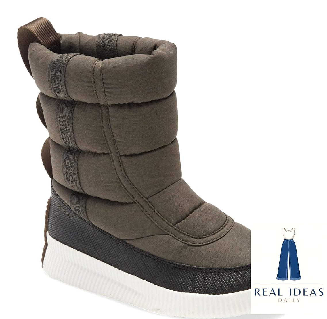 24 Boots Outfit For Women That Are Trending Right Now 24 Snow Boots with a Puffer Coat