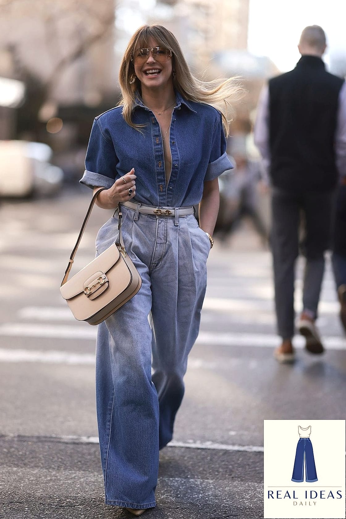 30 How To Style Baggy Jeans Worth Pinning Immediately 17 Styling Baggy Jeans for the Office