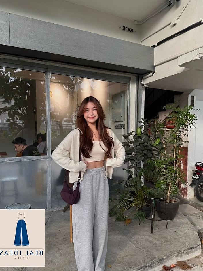 Sweatpants and Chunky Knit Sweater for Cozy Season