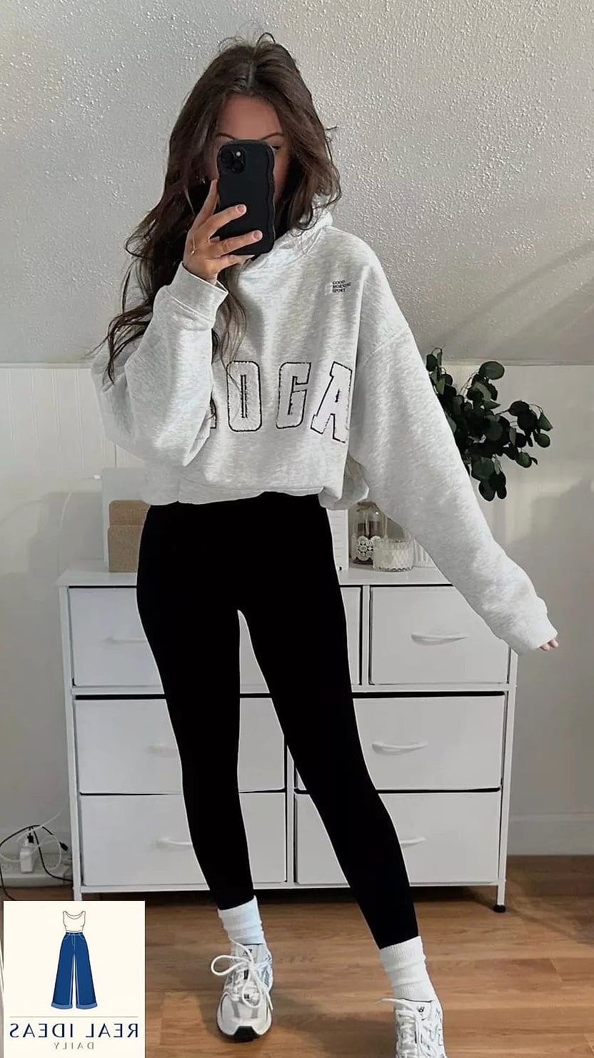 Sweatshirt with Animal Print Accents