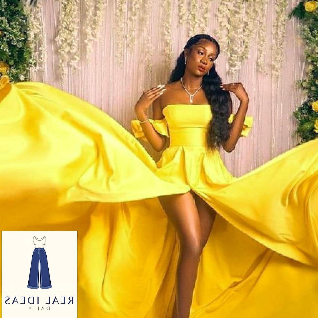 29 Yellow Dress Outfit That Are Breathtakingly Beautiful 23 Try a Yellow Dress With Hot Pink Accessories