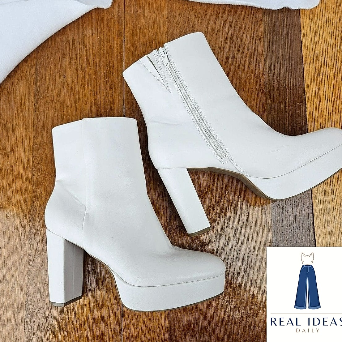 22 White Boots Outfit Worth Bookmarking Right Now 5 White Ankle Boots with Wide-Leg Trousers