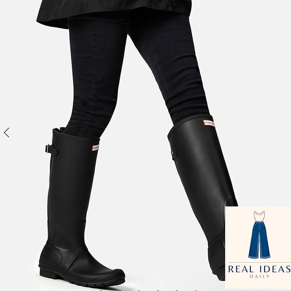 Wide-Leg Trousers Tucked Into Short Hunter Boots