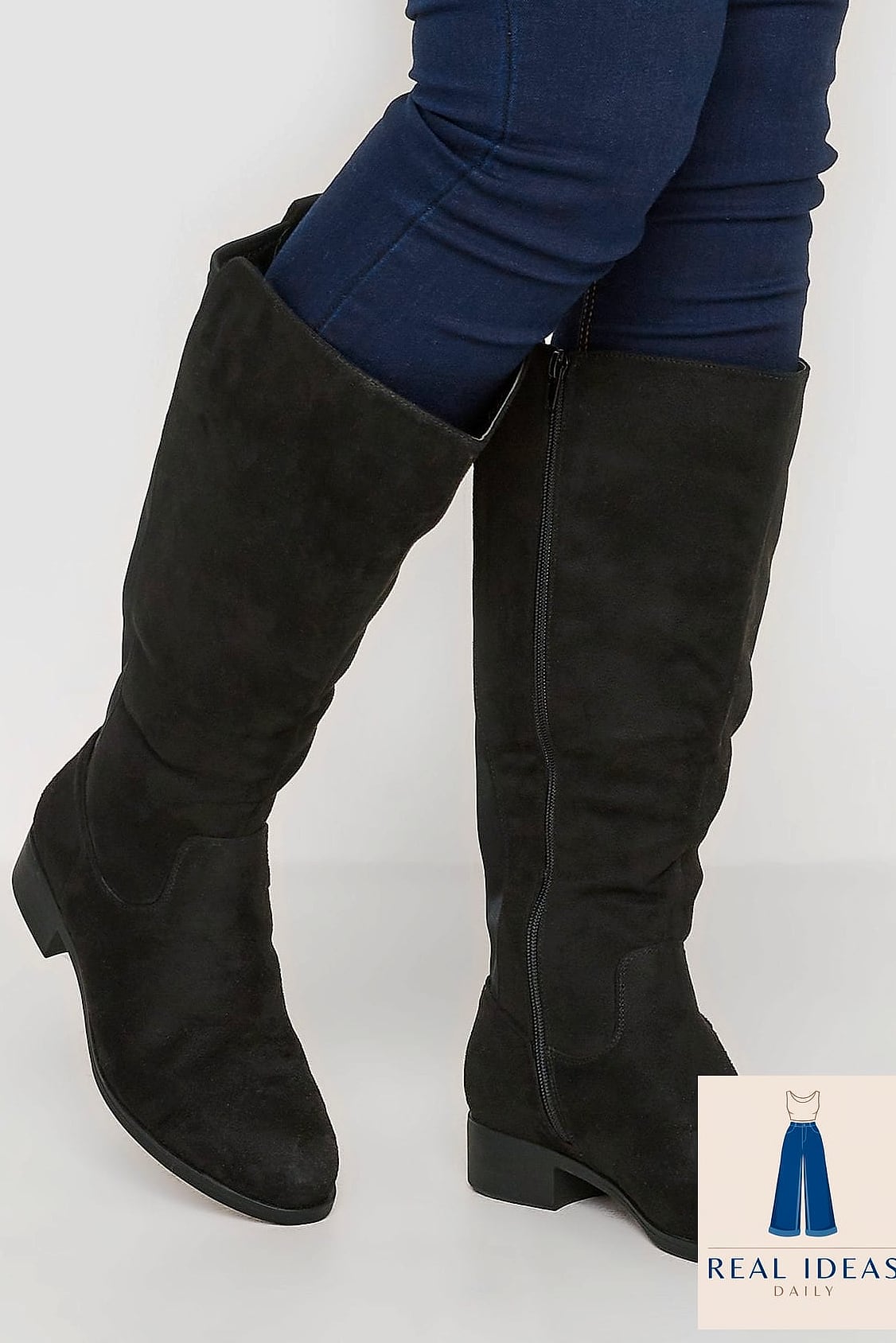Wide-Leg Trousers for a Polished Silhouette