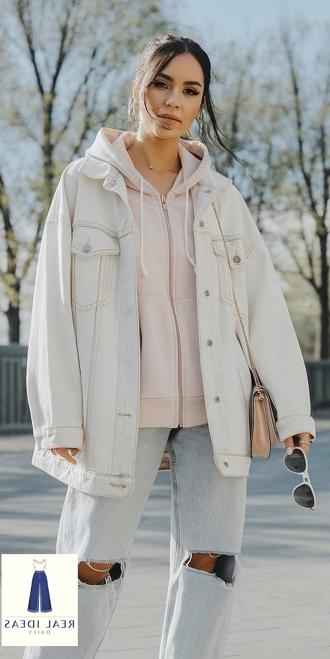 Wide-Leg Trousers and a Cropped Zip Up Hoodie