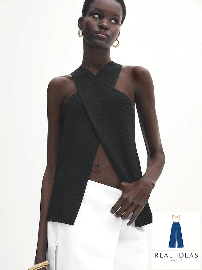 23 Black Baggy Jeans Outfit That Are Dreamy and So Inspiring 17 Wrap Top for Softness